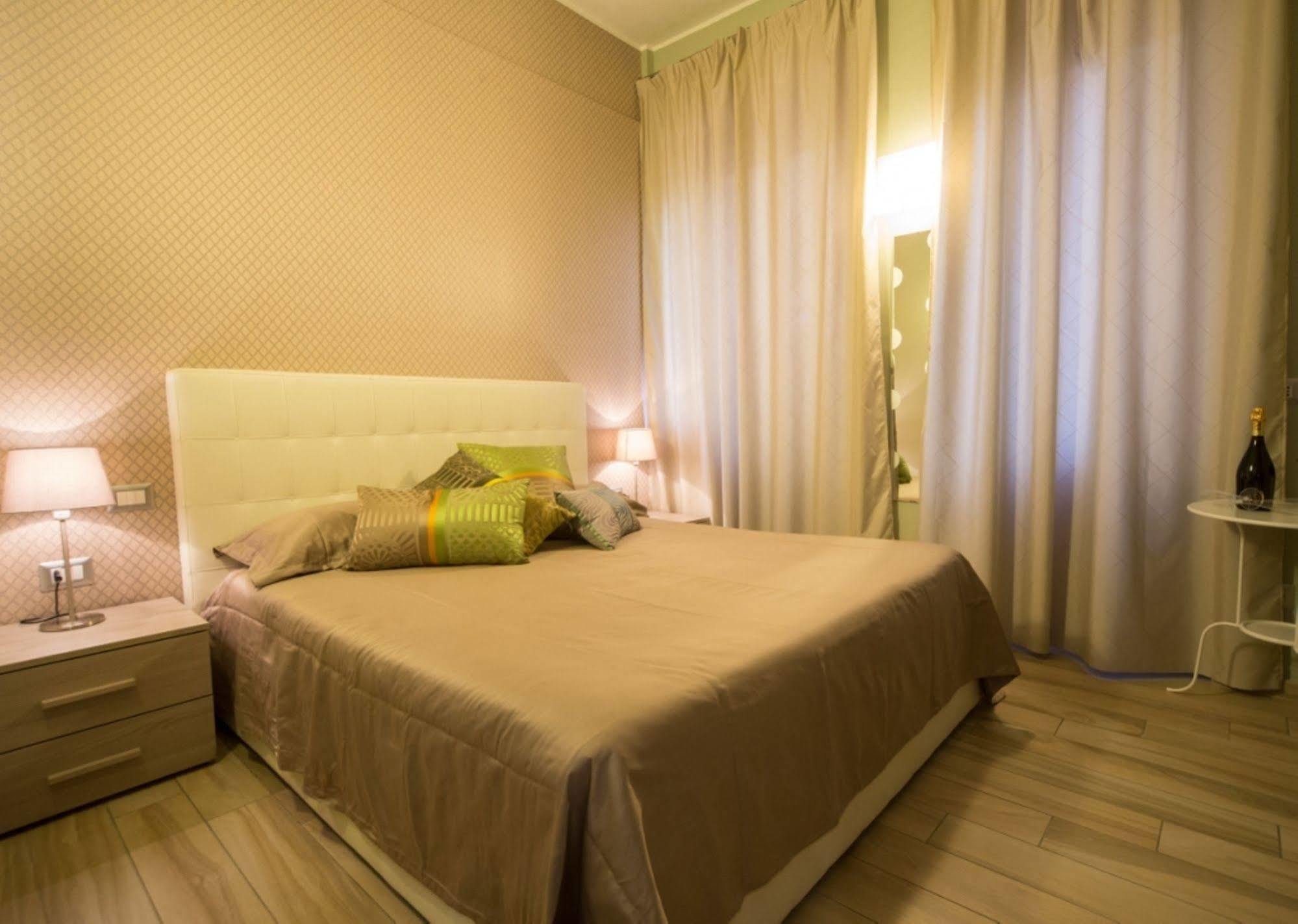 רומא Mikale Rooms מראה חיצוני תמונה