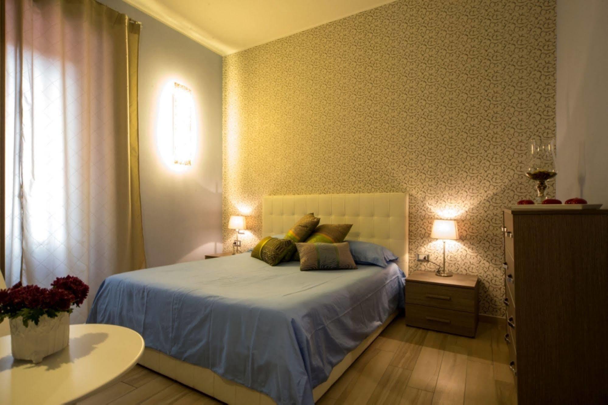 רומא Mikale Rooms מראה חיצוני תמונה